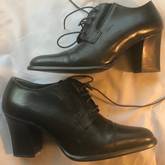 Bandolino women's heels ankle boot, lace-tie - Picture 4 of 5